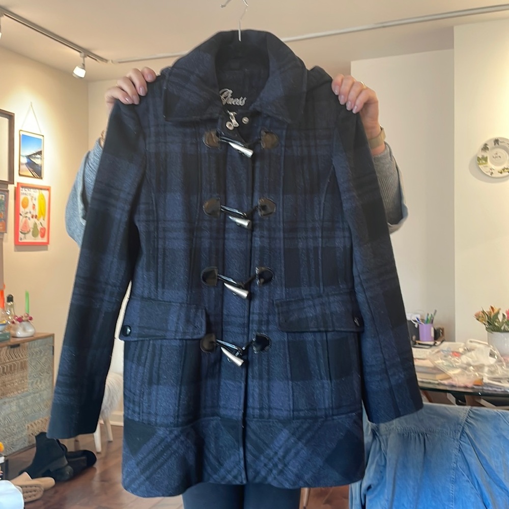 Guess label peacoat
